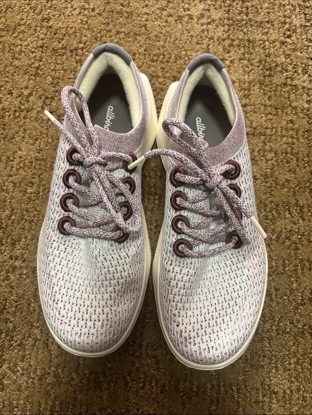 Womens Allbirds sneakers